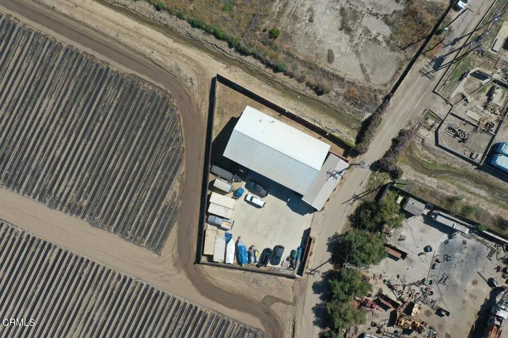 907 Mission Rock Rd