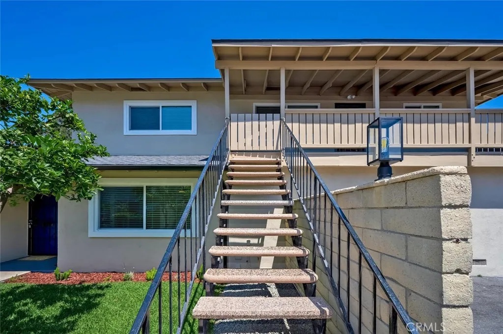 2620 W Aurora 4, Santa Ana, California 92704 — photo 4