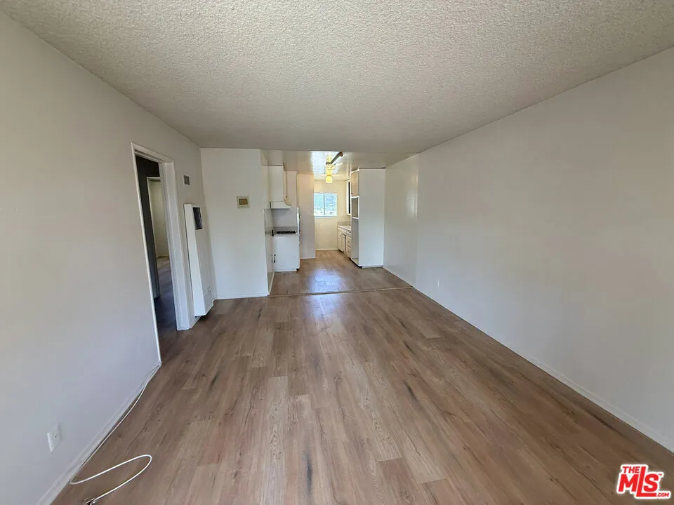 214 E Chevy Chase Drive, Glendale, California 91205 — photo 5