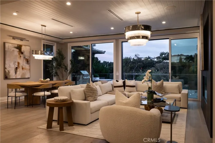 2 Rue Biarritz, Newport Beach, California 92660 — photo 5