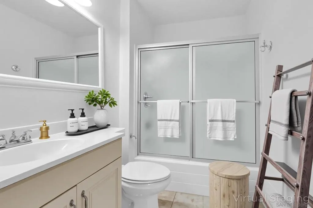 https://zimg.paragon.ice.com/ParagonImages/Property/PA/SDMLS/260015682/23/533/400/7343601e0ded2c1dbc6fad89f441b43a/3/ad712414c04c97e642123424cf0ee42c/260015682-8c3b79da-4204-4de3-9e9a-71cb2cfe9416.JPG