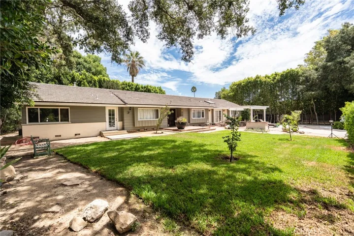 10461 Andora, Chatsworth, California 91311 — photo 4