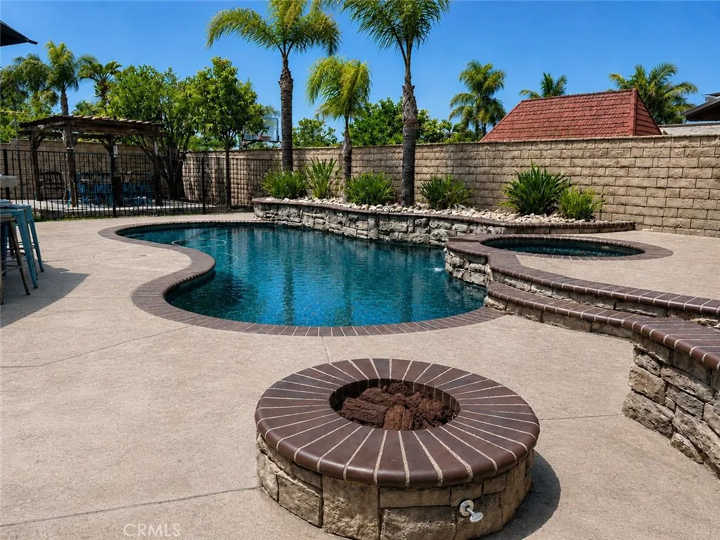 1043 Benedict, Corona, California 92882 — photo 4
