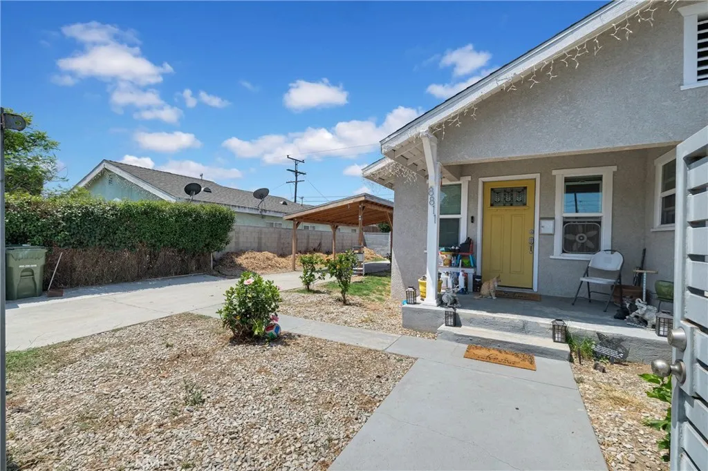 8811 Mary, Los Angeles, California 90002 — photo 4