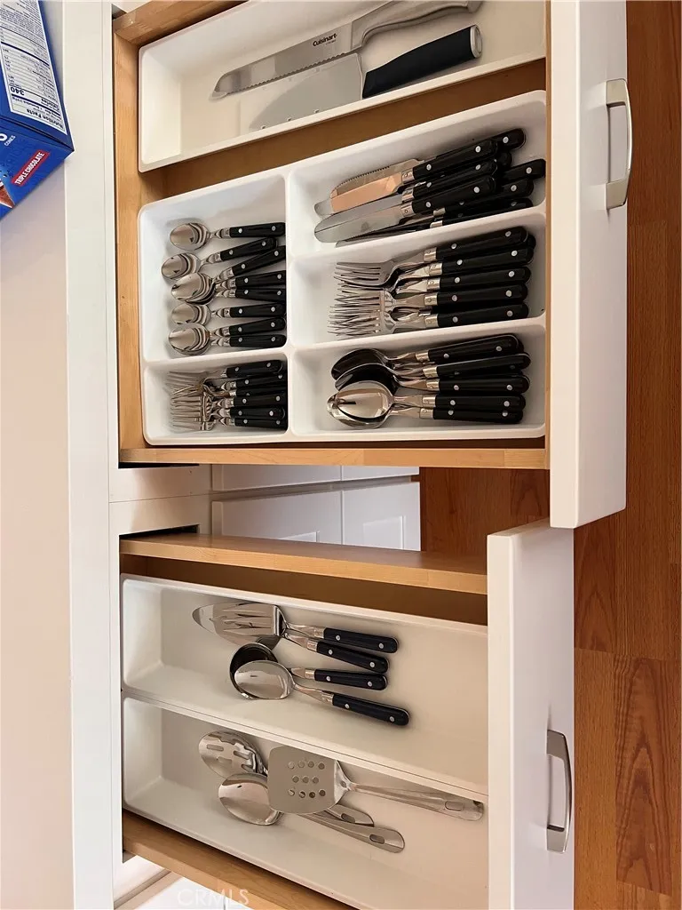 Kitchen's drawers Kitchen's drawers
