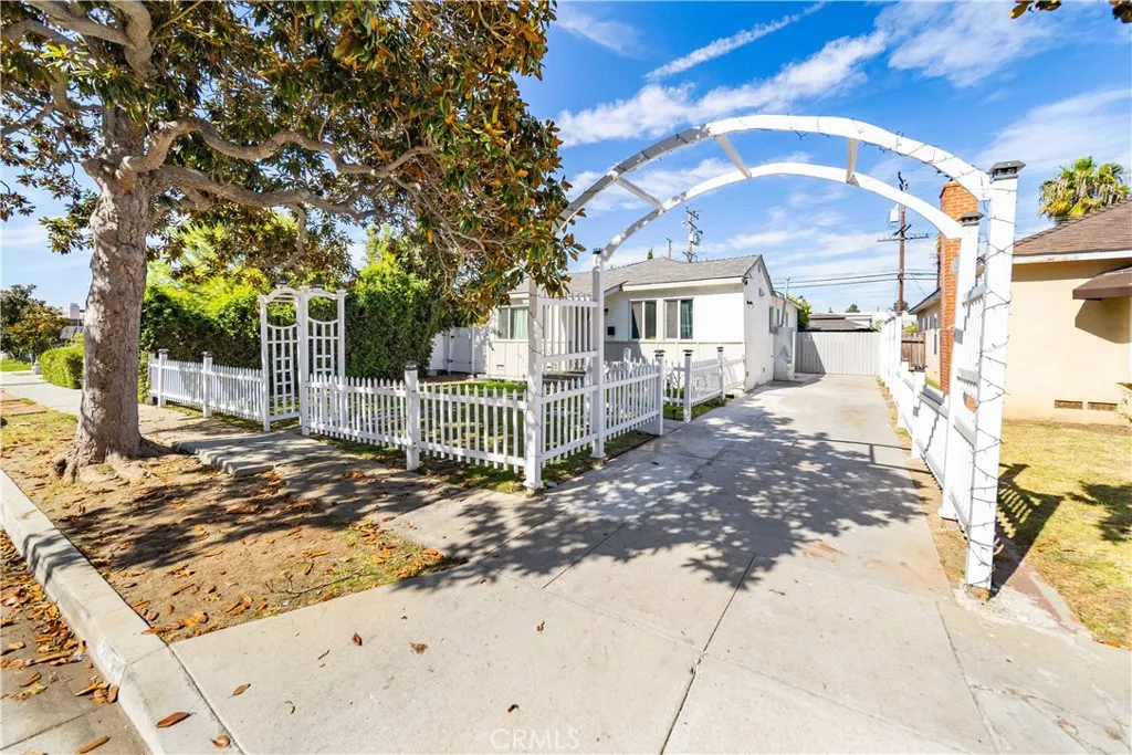 3934 Tuller, Culver City, California 90230 — photo 5