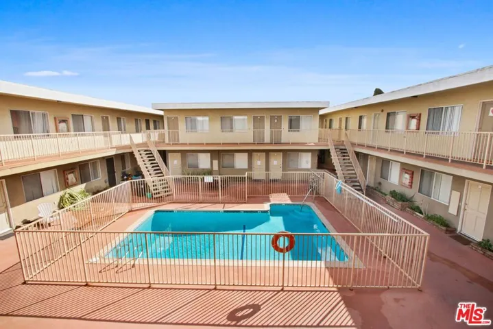 14108 Doty Avenue 31, Hawthorne, California 90250 — photo 5