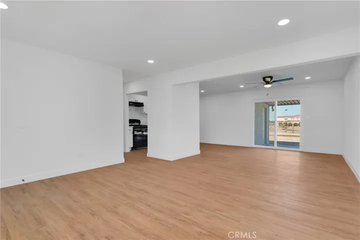 13634 Aster Road, Victorville, California 92392 — photo 5