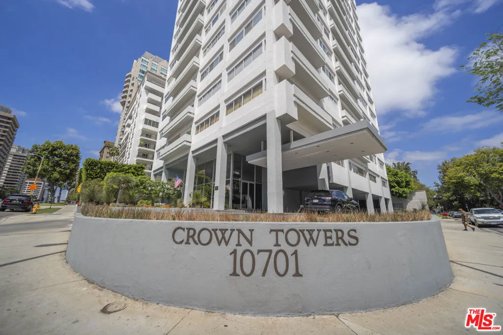 10701 Wilshire Blvd