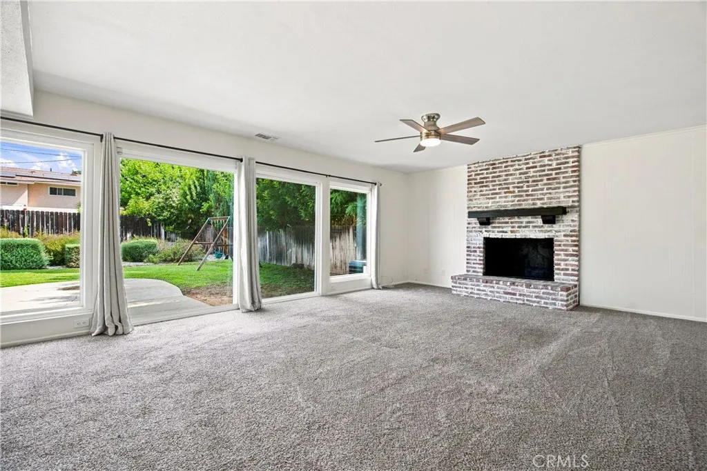 16451 Knapp St, North Hills, California 91343 — photo 4