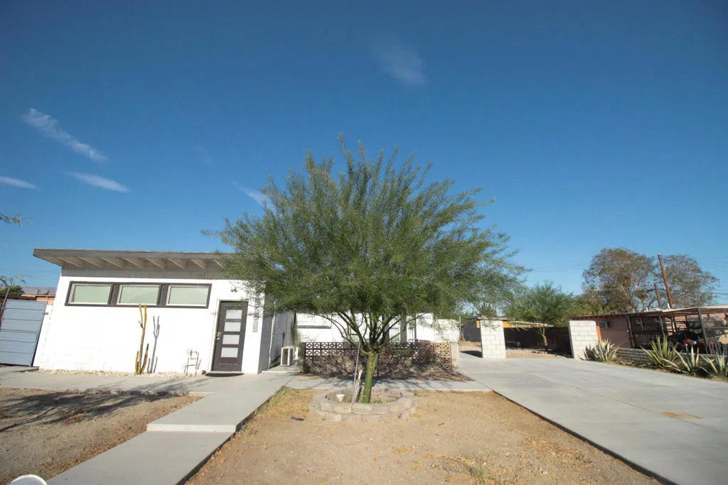 43368 Burr St