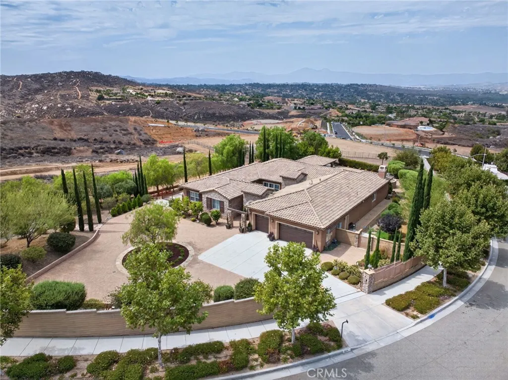 540 Mountain House, Riverside, California 92506 — photo 4