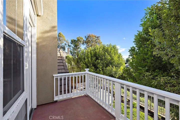 balcony off primary bedroom