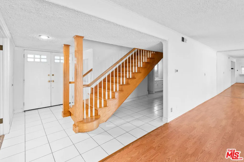 19429 Broadacres Avenue, Carson, California 90746 — photo 5