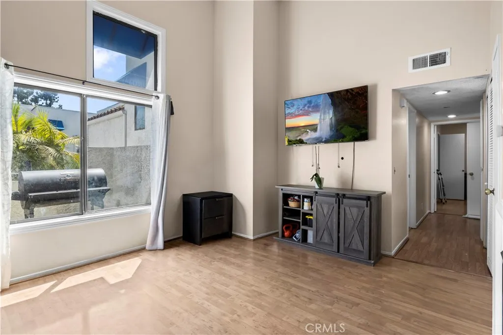 622 Park Shadow Court, Baldwin Park, California 91706 — photo 5