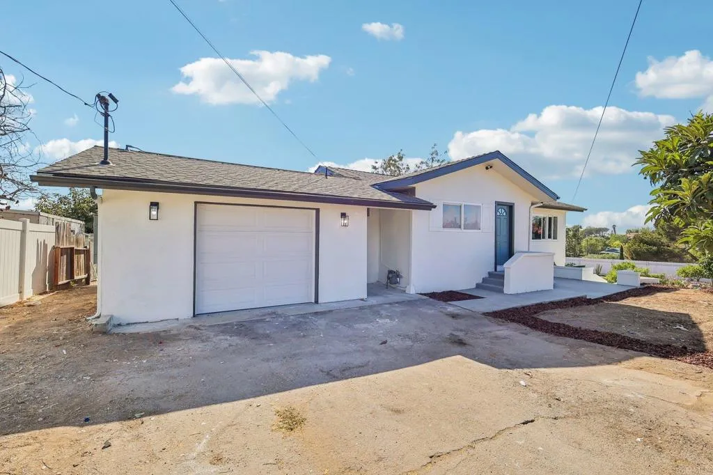 1477 Montgomery Drive, Vista, California 92084 — photo 4