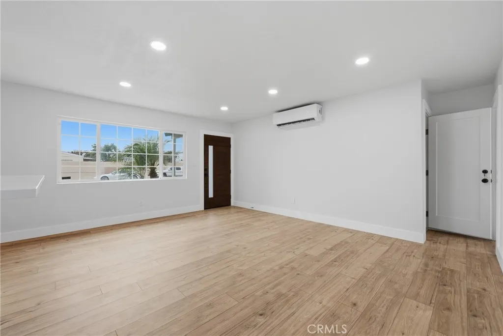 623 S Mistletoe Avenue, San Jacinto, California 92583 — photo 4