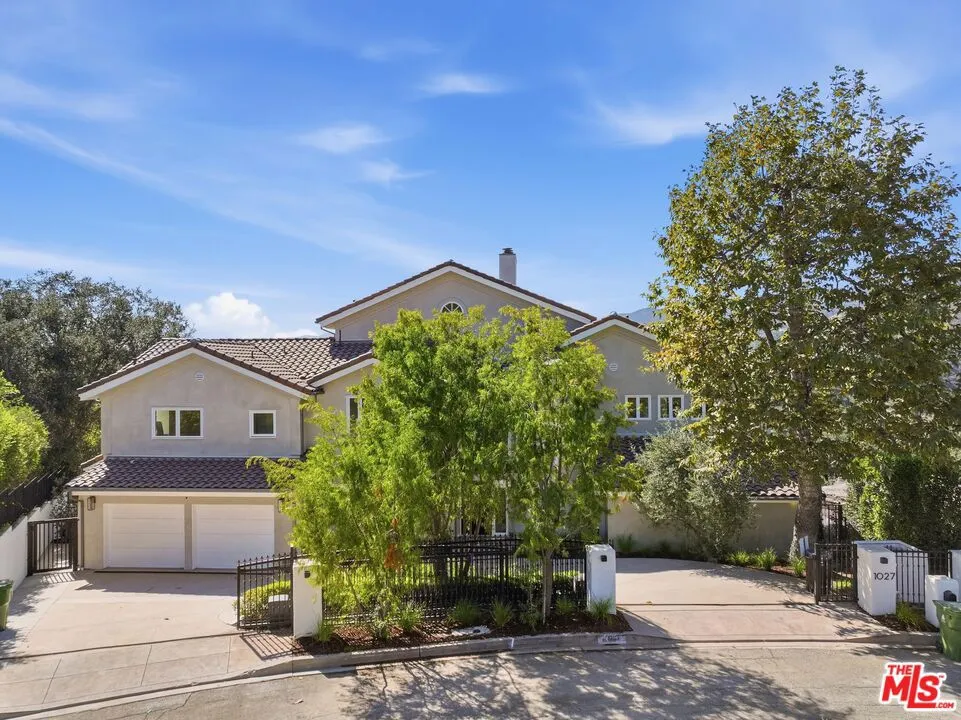 1027 Ravoli Drive, Los Angeles, California 90272 — photo 4