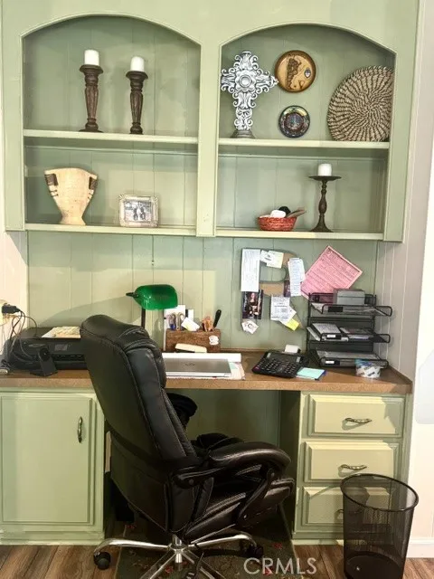 Built-in work station
