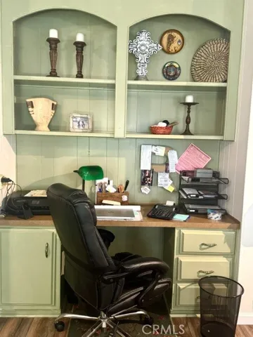 Built-in work station
