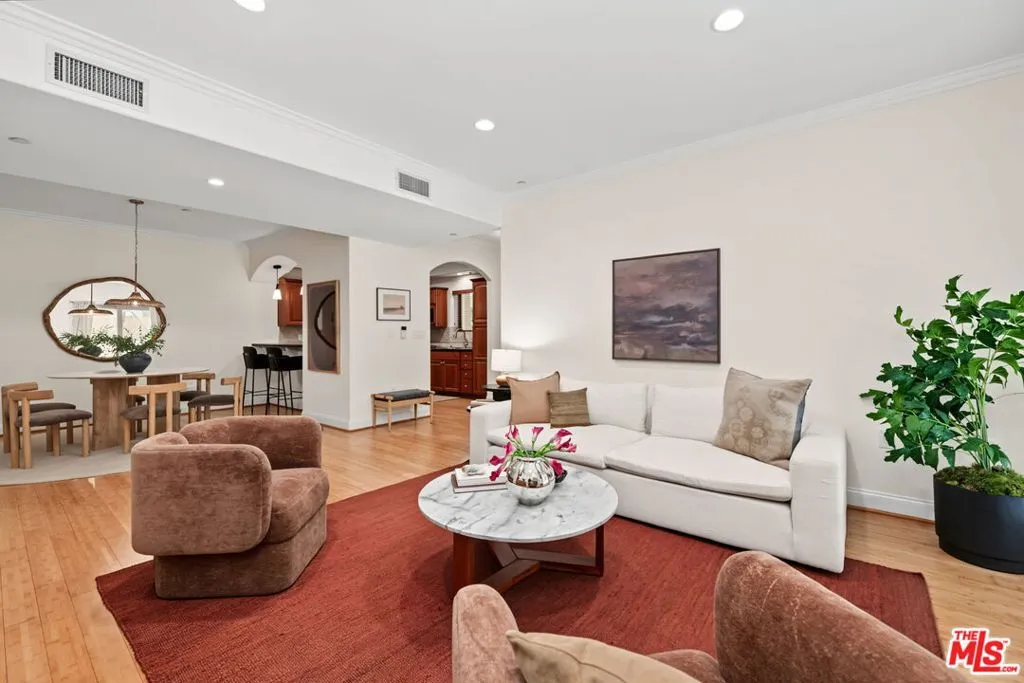 1511 Camden Avenue 103, Los Angeles, California 90025 — photo 4