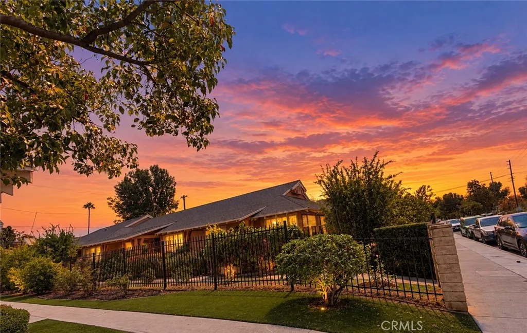 6030 Coldwater Canyon