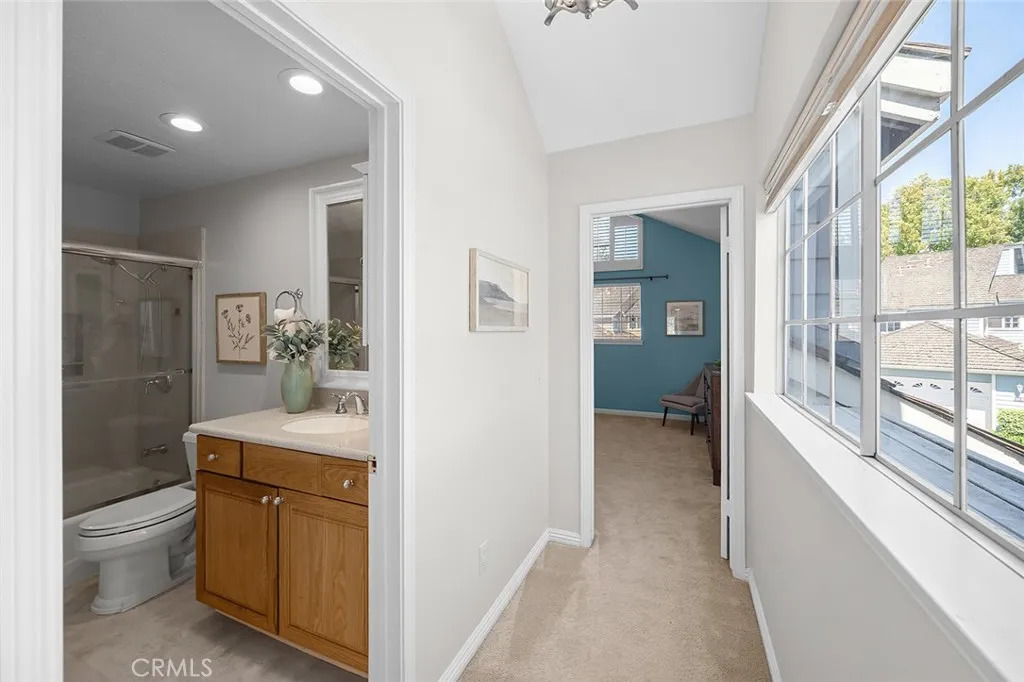 2nd bedrooms bathroom