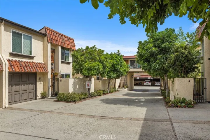 1130 W Huntington Drive 8, Arcadia, California 91007 — photo 4