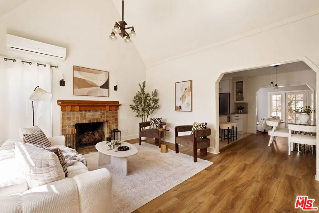 629 N Citrus Avenue, Los Angeles, California 90036 — photo 5