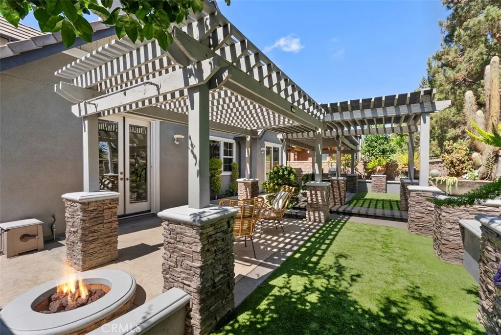1496 Voyager Dr