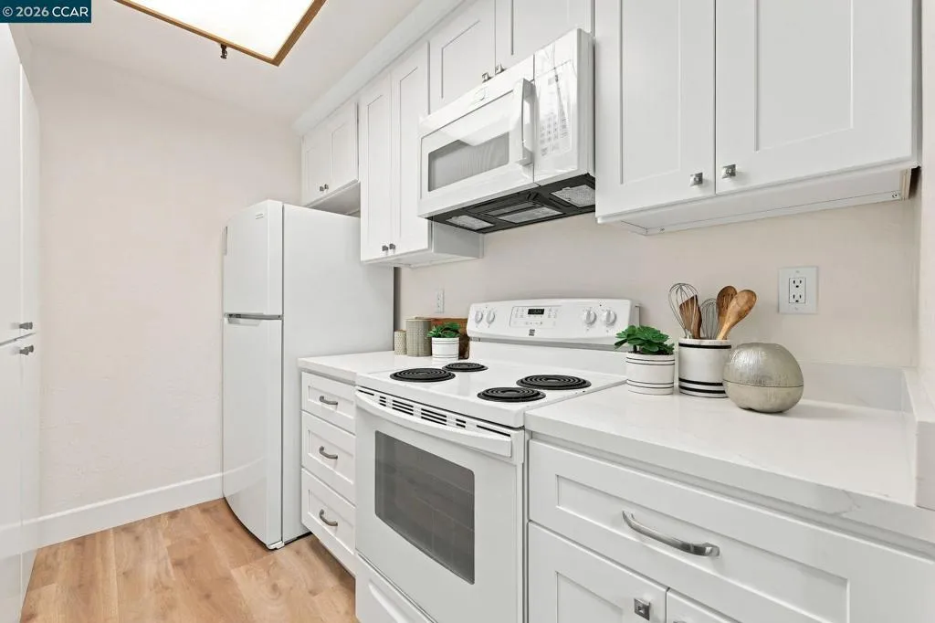 3173 Wayside Plz 212, Walnut Creek, California 94597 — photo 4
