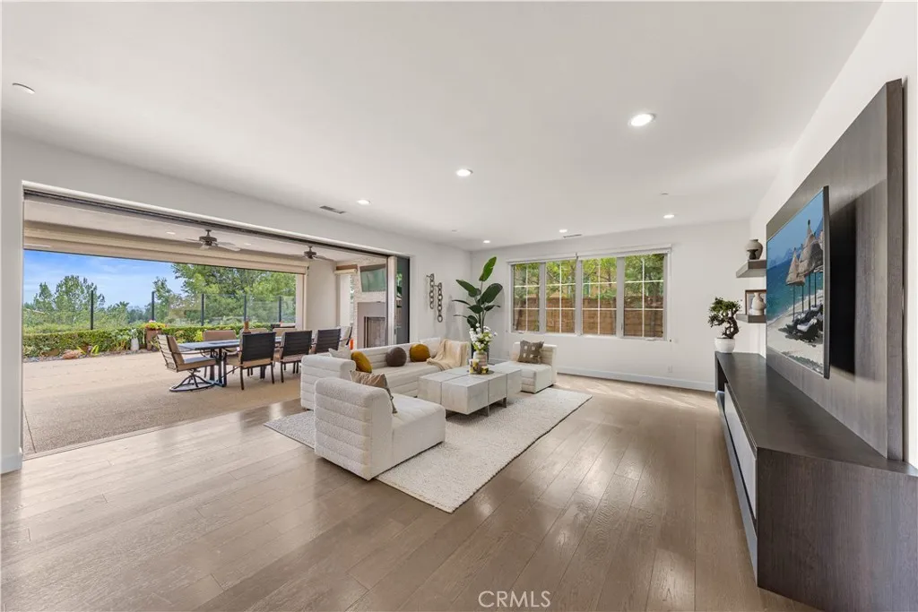 139 Sunset, Irvine, California 92602 — photo 5