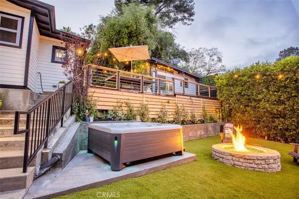 2597 Dearborn Dr