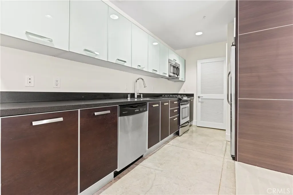 139 S Los Robles 104, Pasadena, California 91101 — photo 5