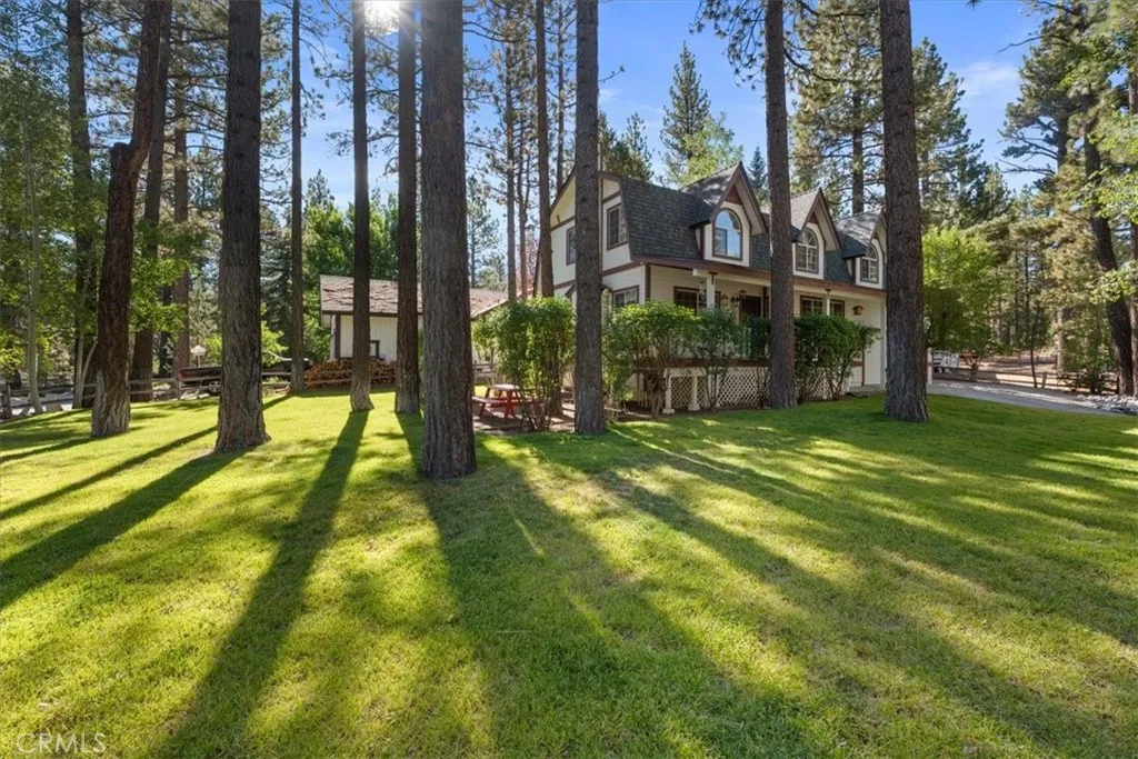 416 Pineview