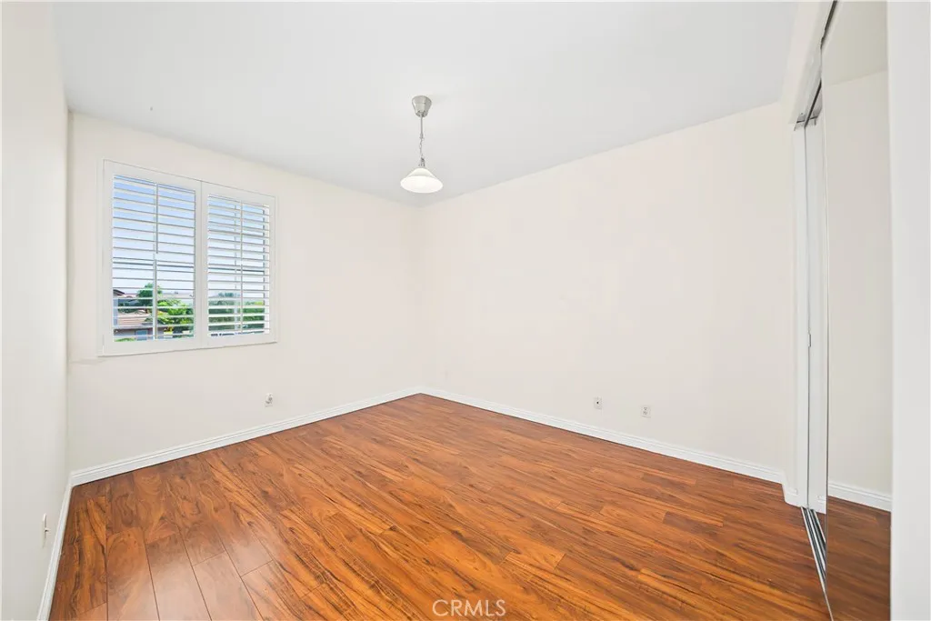 Upstair Bedroom 4