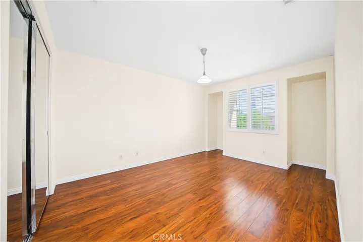 Upstairs Bedroom 5