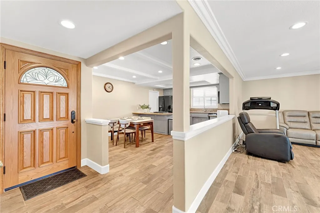 12211 Groveland, Whittier, California 90604 — photo 4