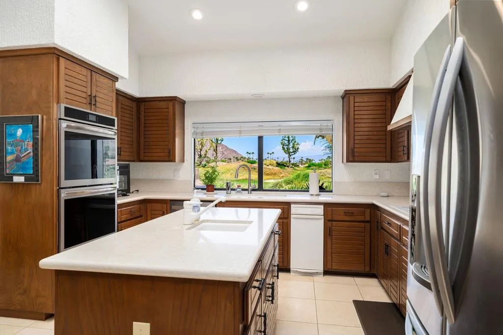 26-web-or-mls-CONorthwood_OPMG_0826_026 26-web-or-mls-CONorthwood_OPMG_0826_026