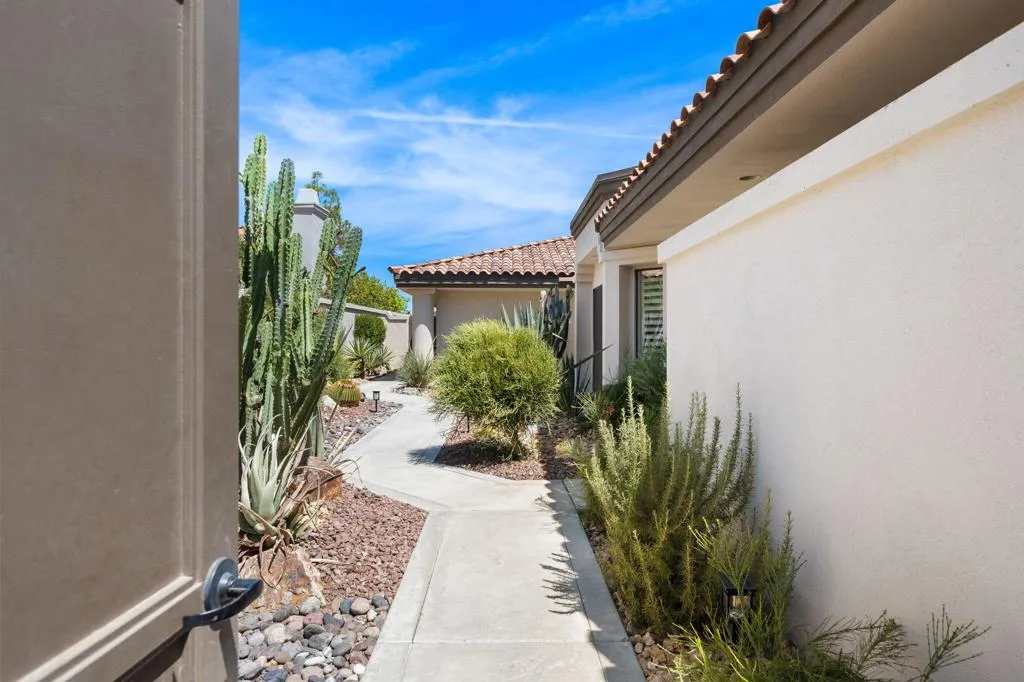 13-web-or-mls-CONorthwood_OPMG_0826_013 13-web-or-mls-CONorthwood_OPMG_0826_013