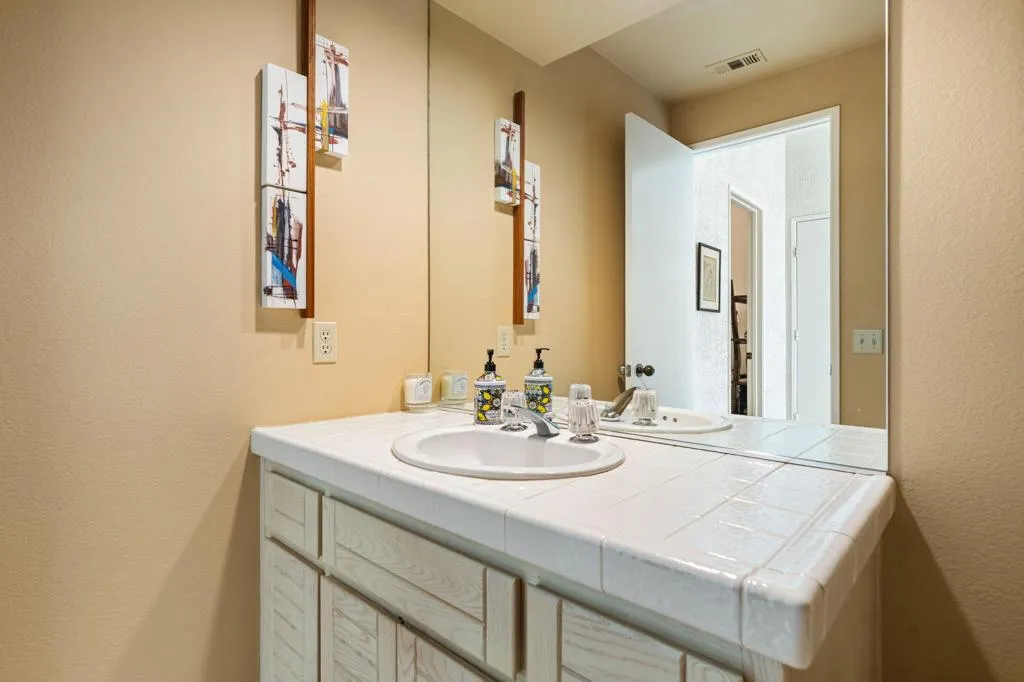 45-web-or-mls-CONorthwood_OPMG_0826_045 45-web-or-mls-CONorthwood_OPMG_0826_045