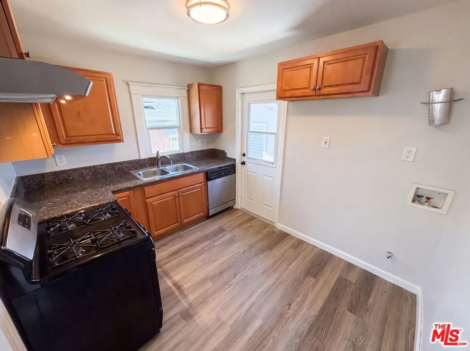 2135 E Spaulding Court, Long Beach, California 90804 — photo 4