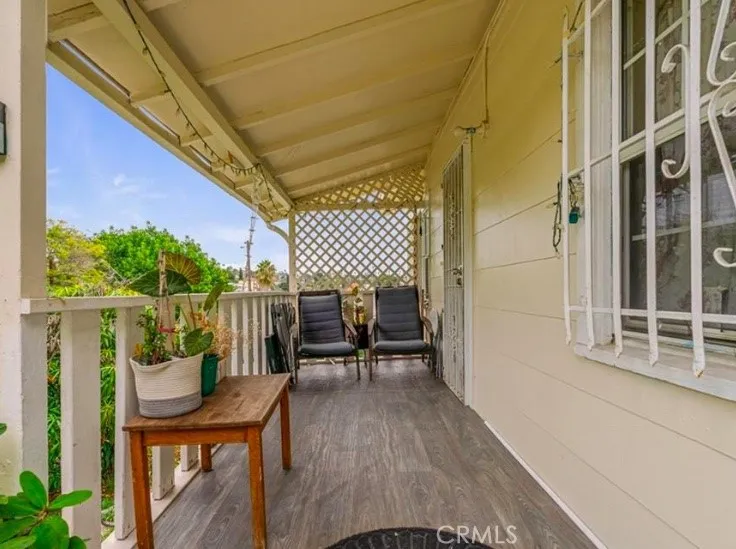 2210 Scott, Los Angeles, California 90026 — photo 4