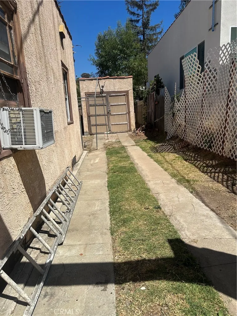Drive way