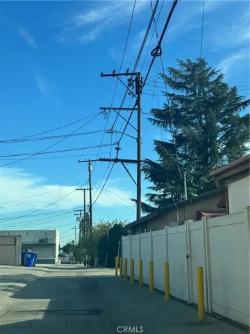 Alley Access.