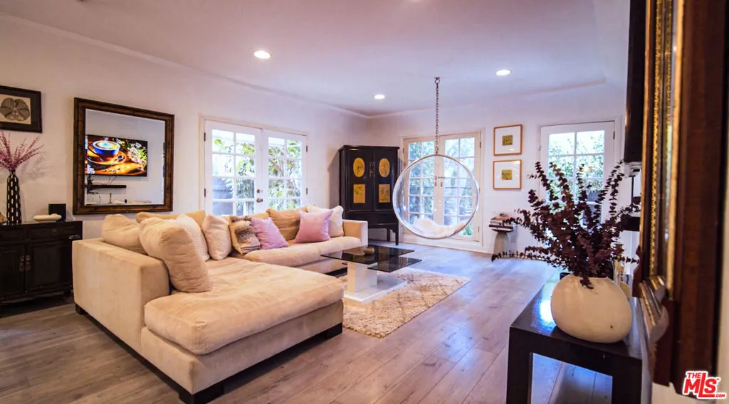 837 Westmount Drive, West Hollywood, California 90069 — photo 5