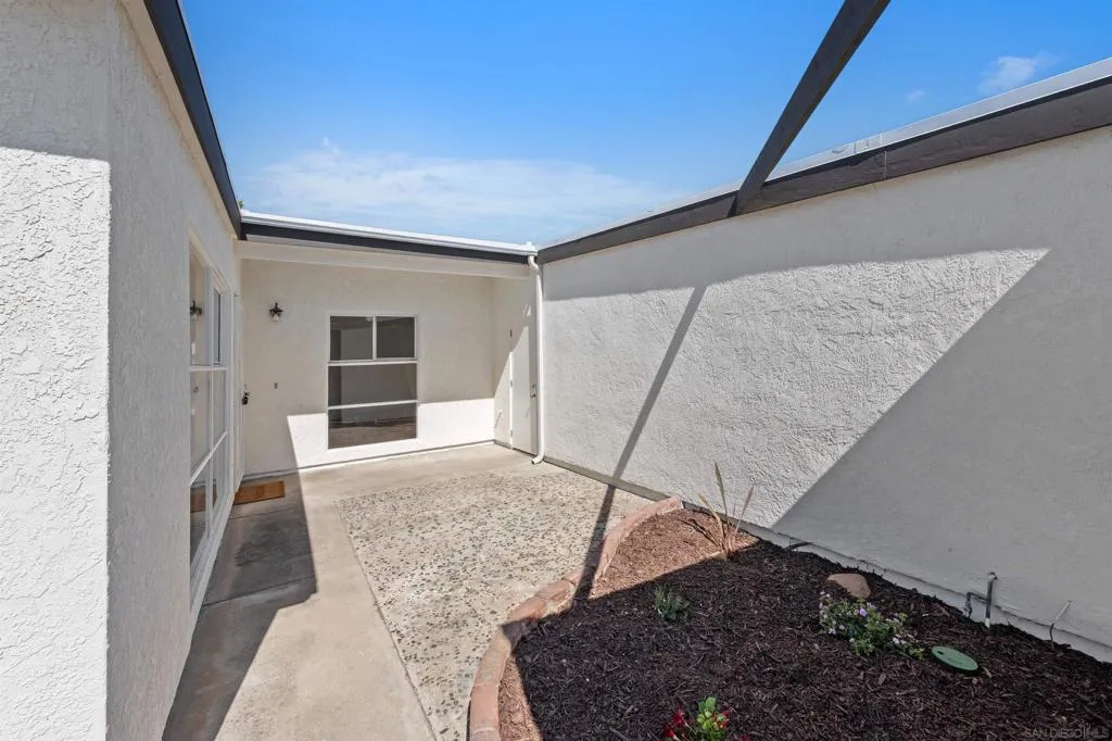 2618 Larkin Pl., San Diego, California 92123 — photo 4