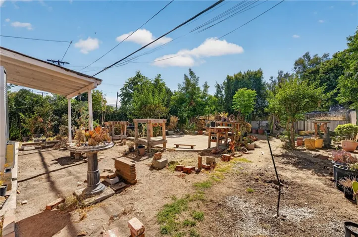 Back Unit Backyard