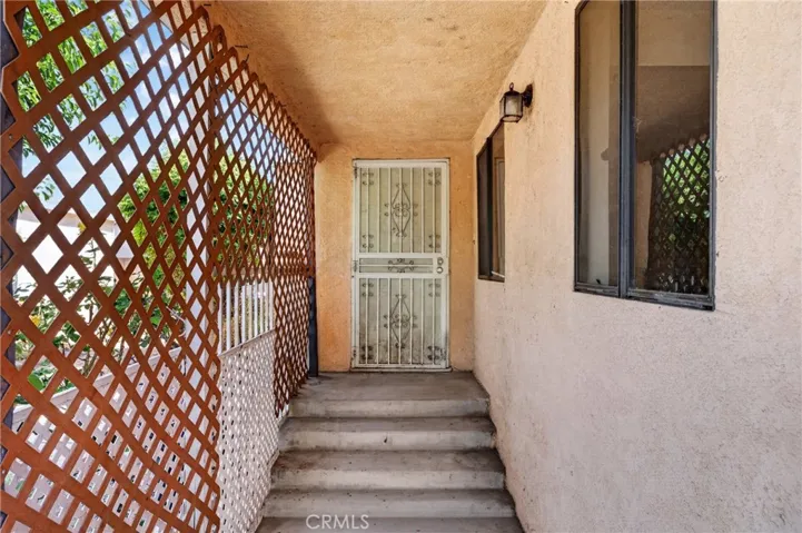 Back Unit Entry
