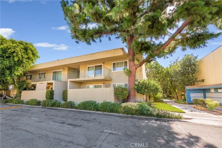 11138 Aqua Vista St 19, Studio City, California 91602 — photo 4